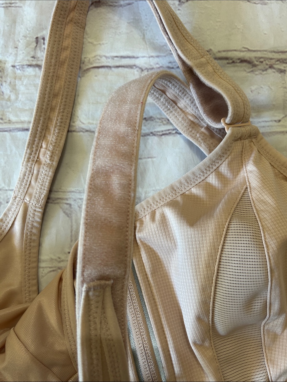 Shefit Fully Adjustable High Impact Ultimate Sports Bra Nude Size Medium NO PADS - Picture 8 of 8